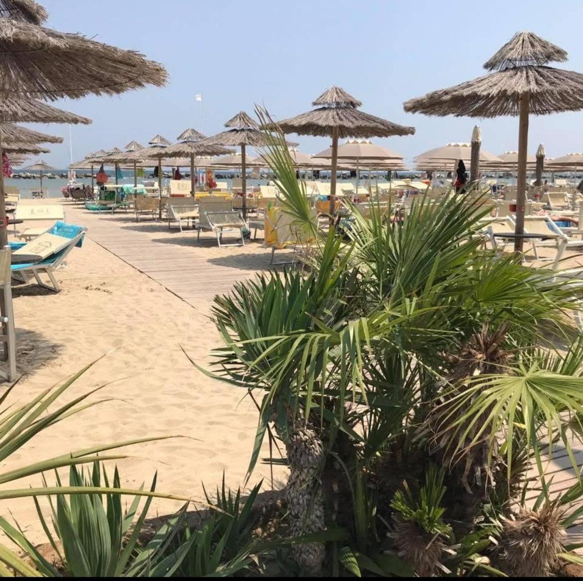 Hotel San Domingo Bellaria-Igea Marina Exterior foto